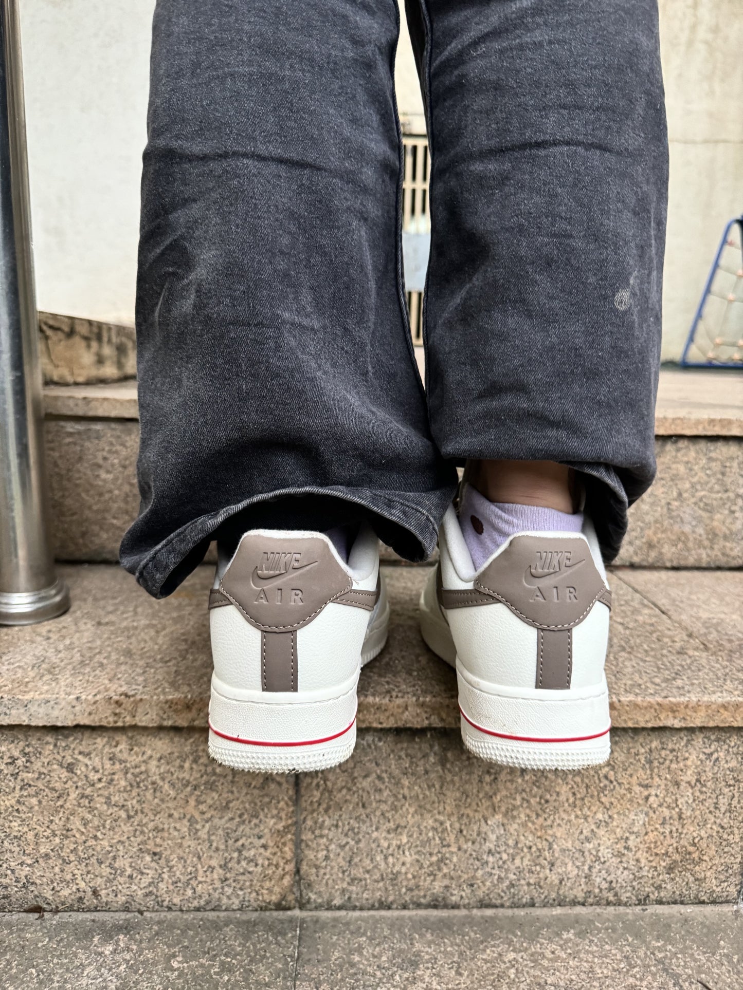 Nike Air Force 1 Low - Brown/White